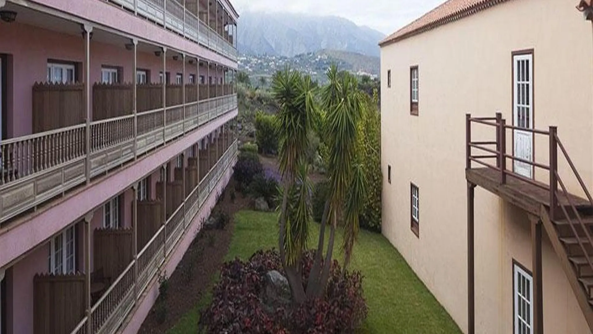 Hotel Parador De La Palma Brena Baja