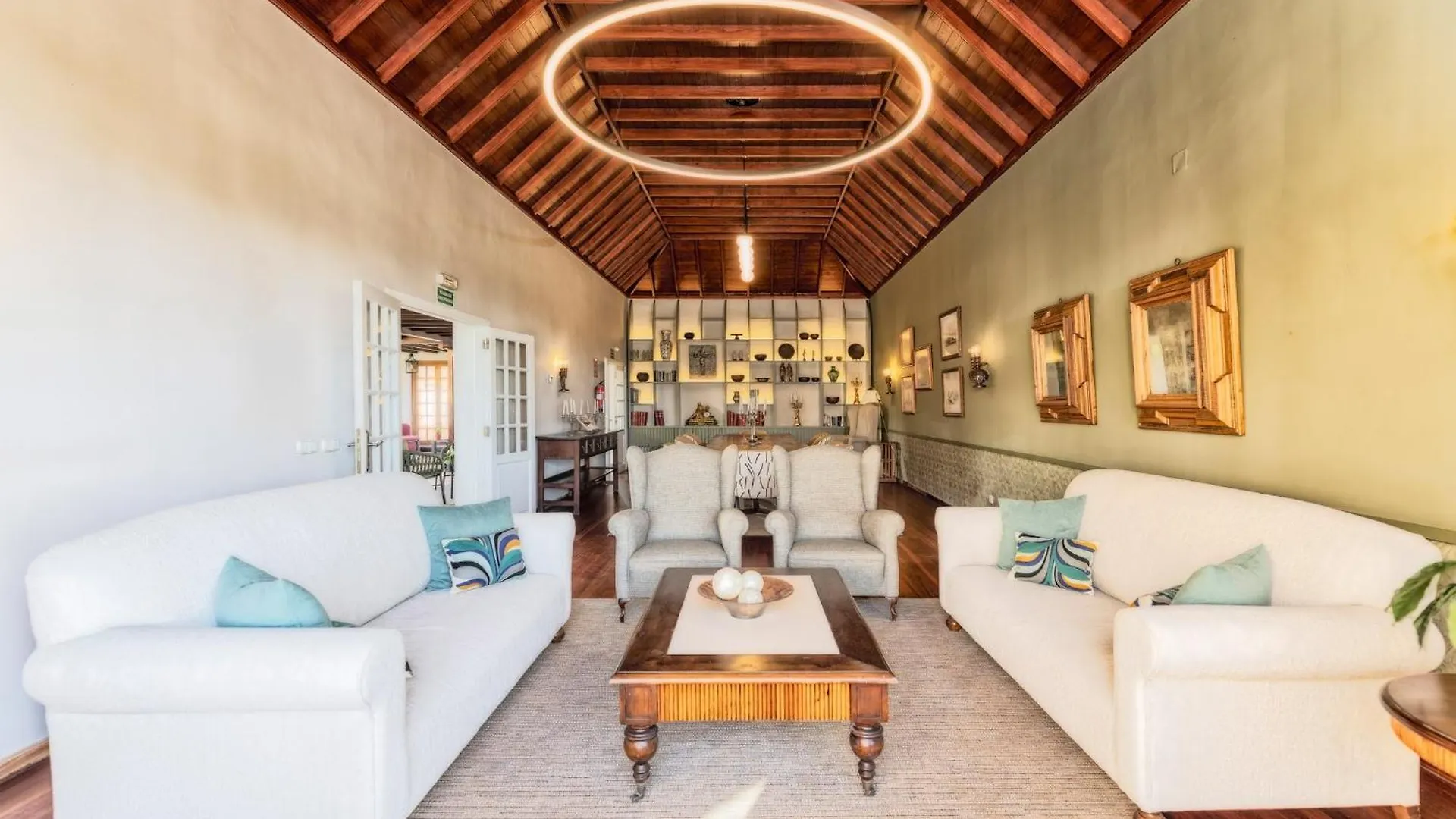 Hotel Parador De La Palma Brena Baja