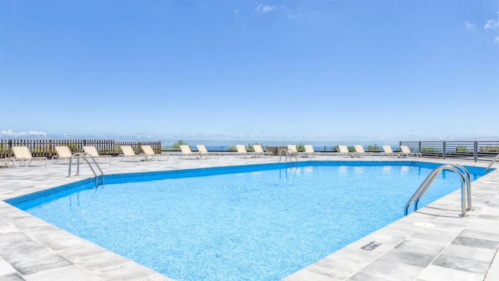 Hotel Parador De La Palma Brena Baja